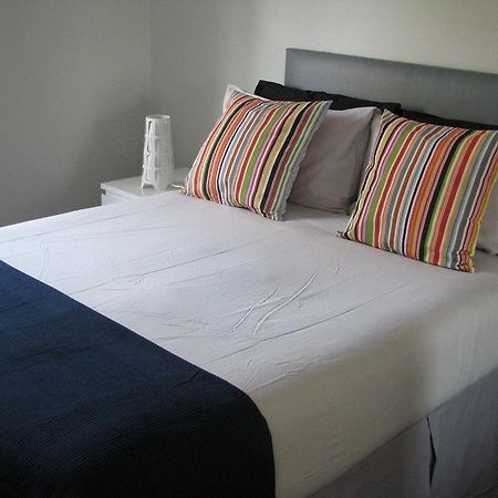 Park House Serviced Apartments Harrow Exteriör bild